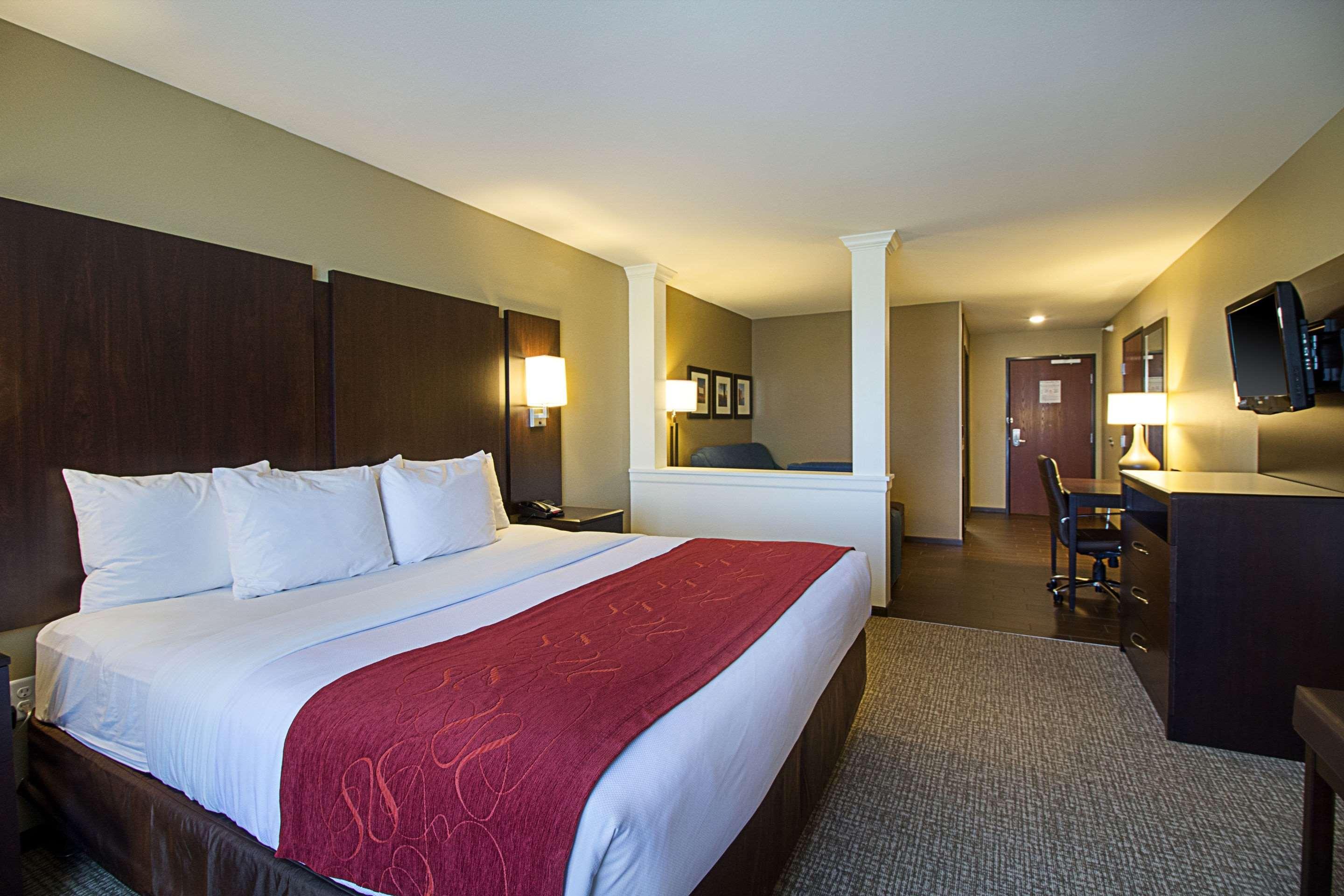 Comfort Suites & Conference Center Worthington Kültér fotó