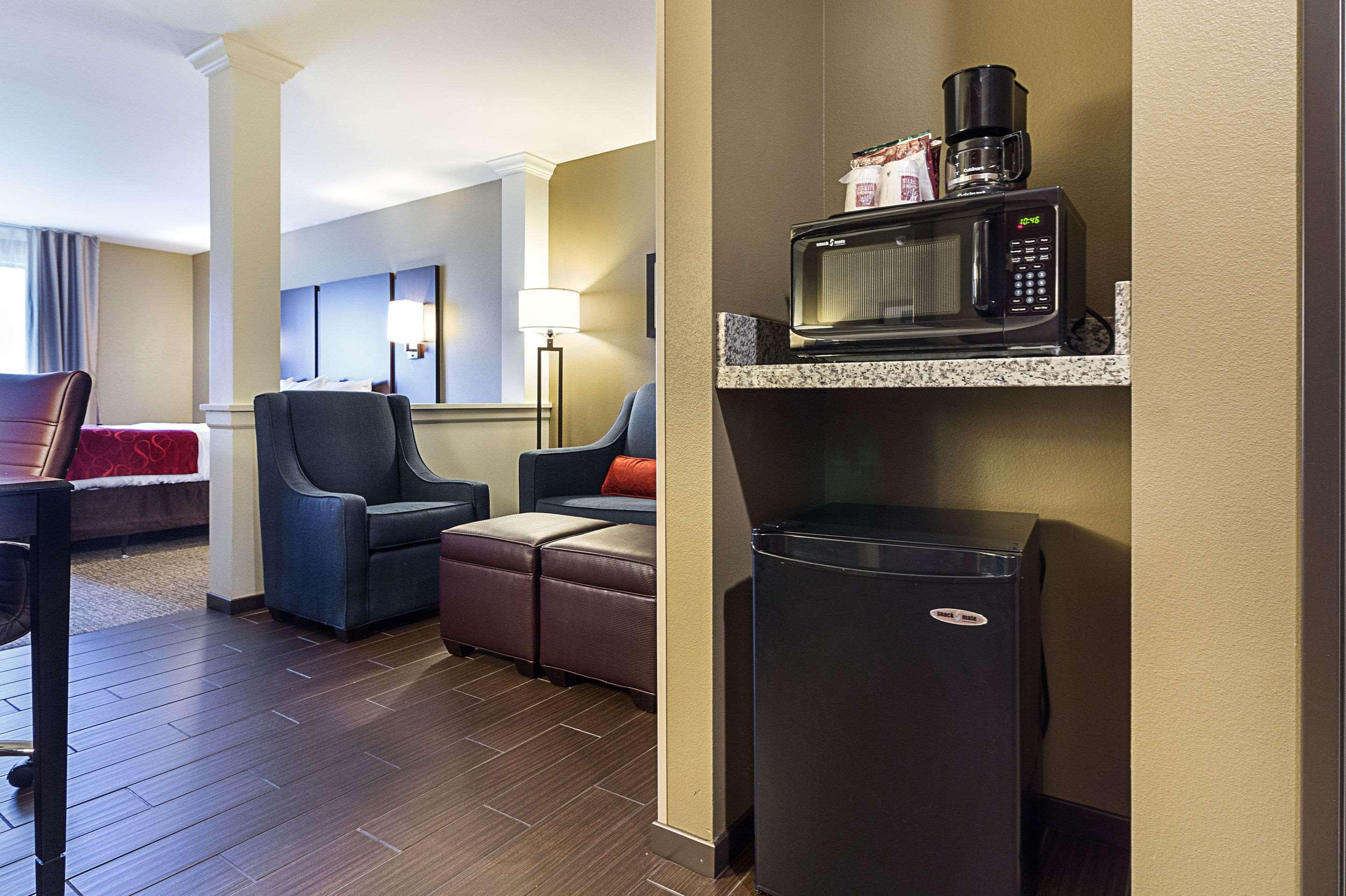 Comfort Suites & Conference Center Worthington Kültér fotó