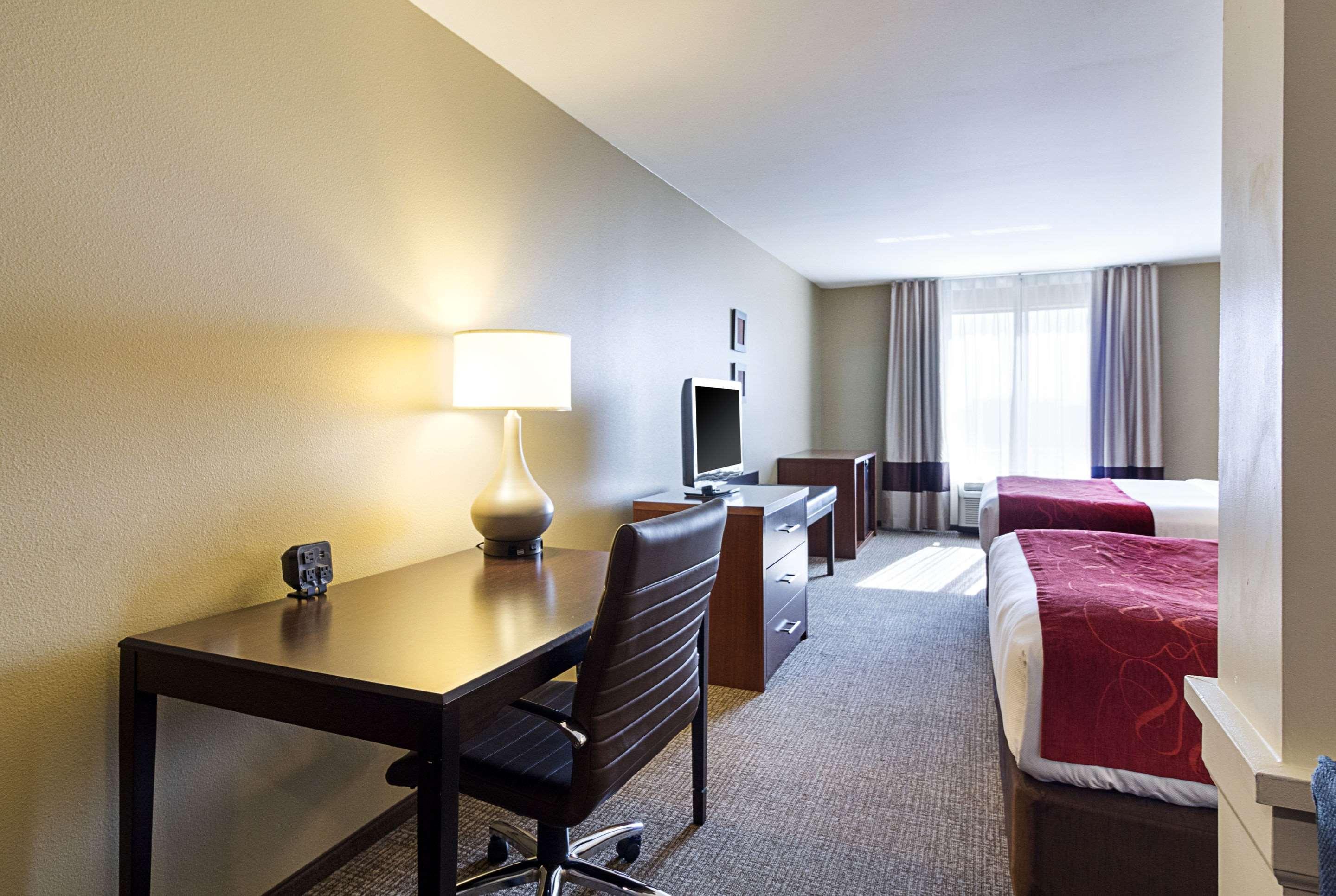 Comfort Suites & Conference Center Worthington Kültér fotó